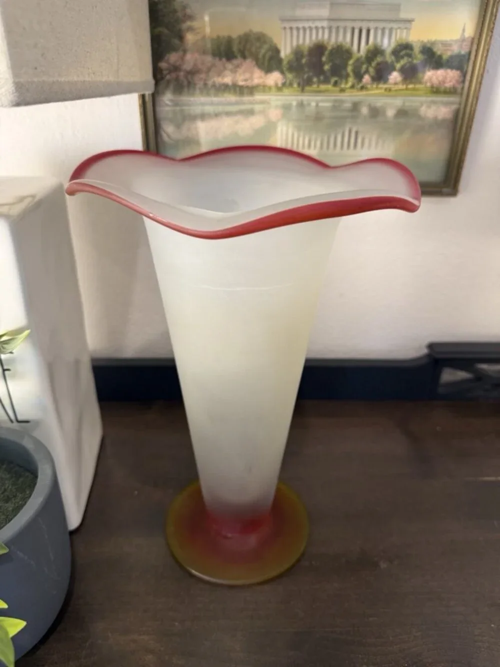 Vintage Mid-Century Art Glass Handkerchief Vase – Frosted White Red Amber – 11”